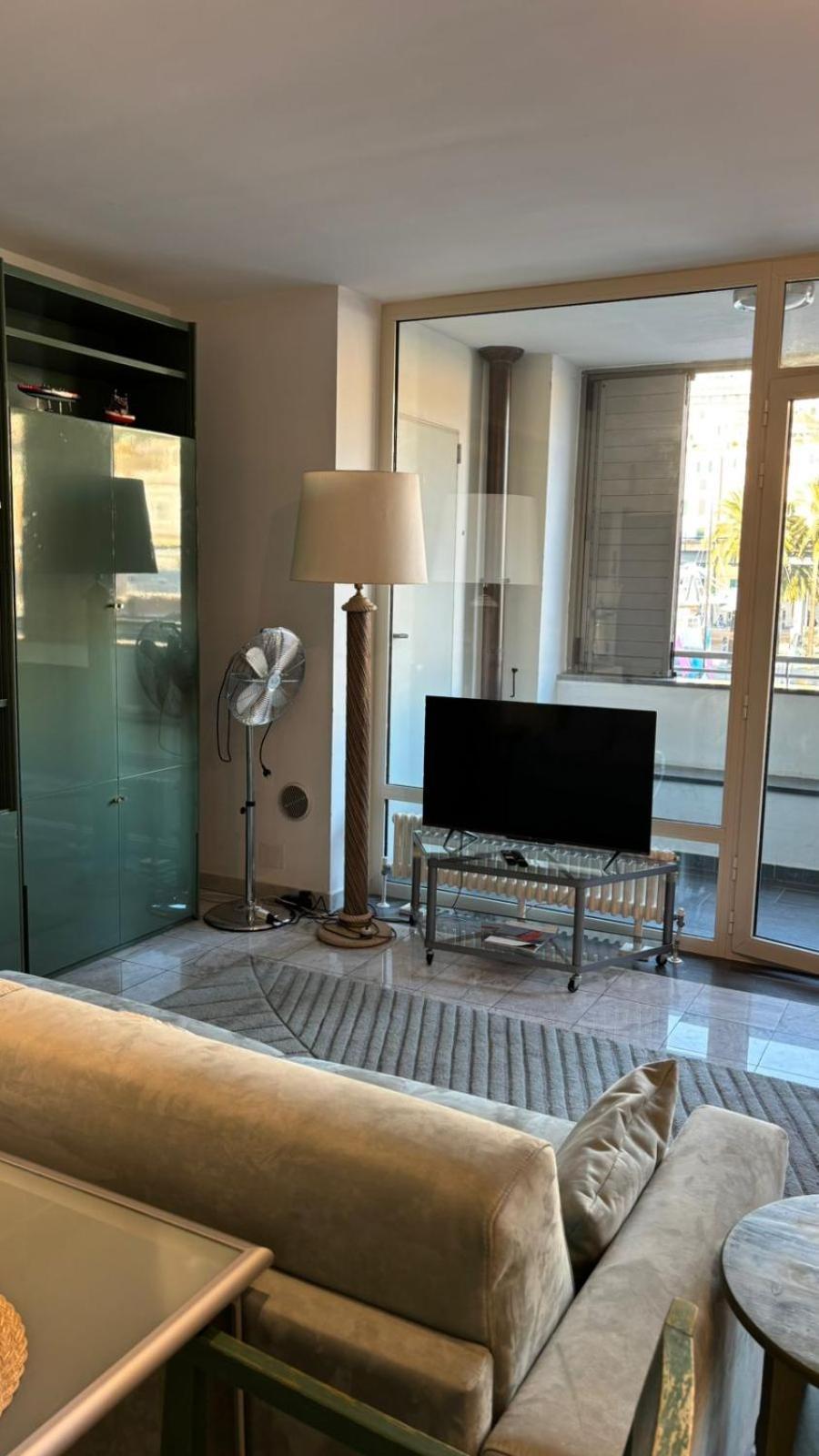 Apartment Acquario Genua